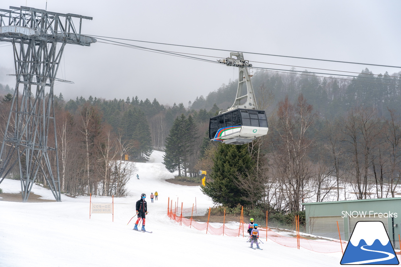 富良野スキー場｜いよいよインターナショナルなイベントに？！春シーズン恒例『第13回 Pond Skimming 池渡り』開催～♪